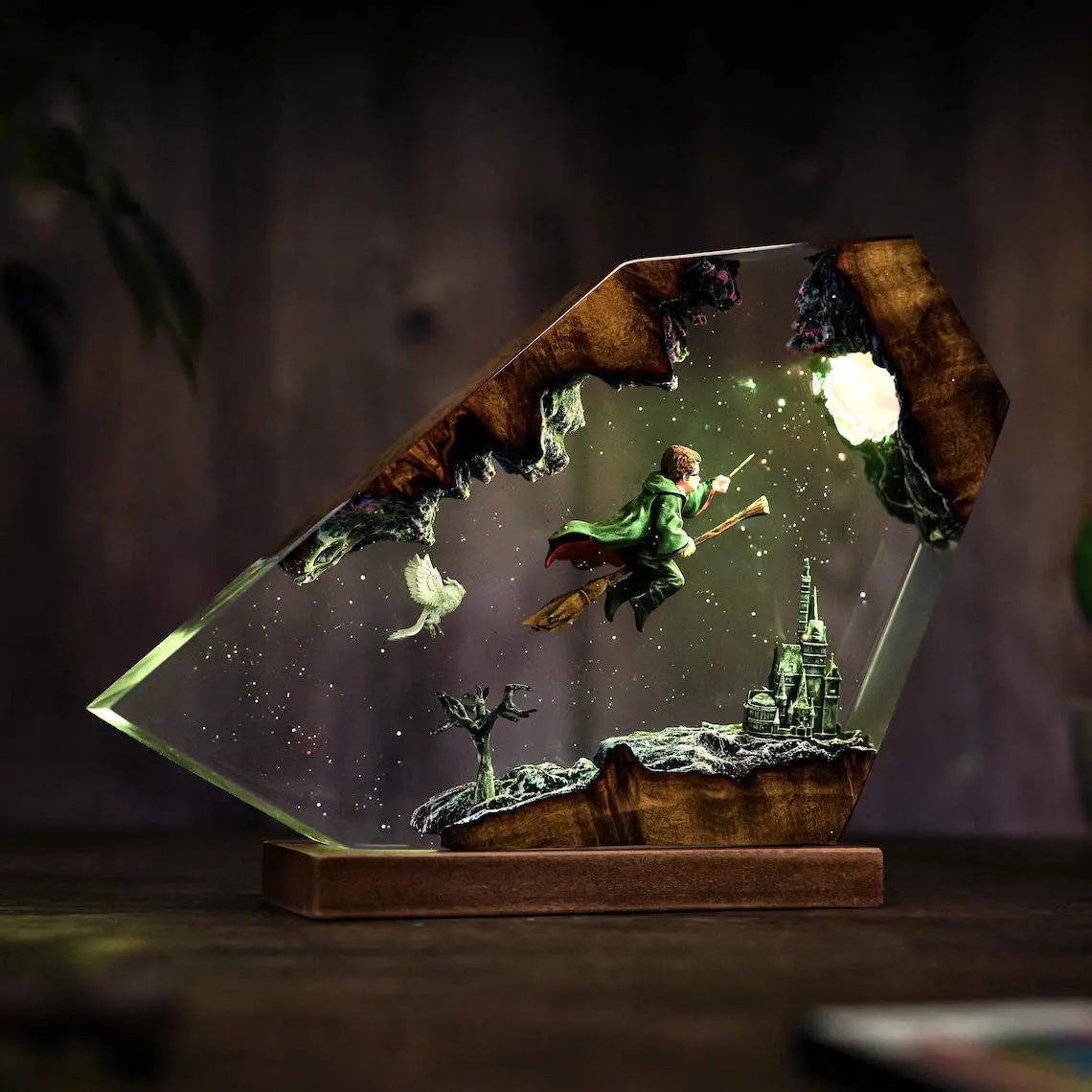 Lampe Arthur Resins éteinte et allumée